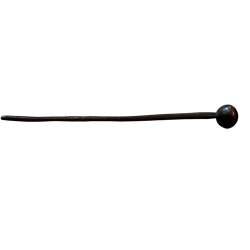 406 - A LATE 19TH/EARLY 20TH CENTURY AFRICAN WOODEN KNOBKERRIE WAR CLUB (POSSIBLY ZULU).
(length 65cm)