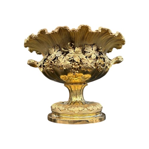 1 - BENJAMIN SMITH III, A LARGE 19TH CENTURY VICTORIAN TWIN HANDLED SILVER GILT FRUIT BOWL, HALLMARKED L... 