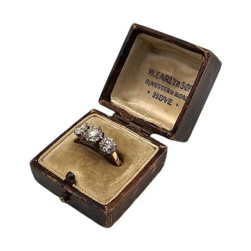 501 - AN 18CT GOLD 2.40CT NATURAL DIAMOND TRILOGY / ENGAGEMENT RING, HALLMARKED BIRMINGHAM
Having central ... 