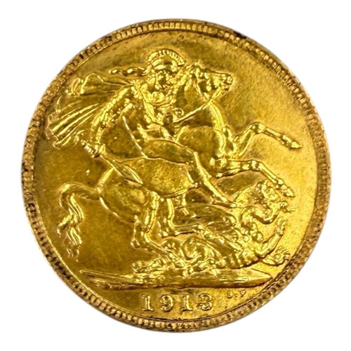 509 - A 22CT GOLD GEORGE V FULL SOVEREIGN, DATED 1913
Bust facing left. 
(diameter 22mm, 8g)