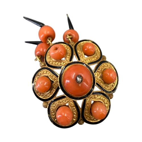 513 - A 19TH CENTURY VICTORIAN ETRUSCAN REVIVAL YELLOW METAL, CORAL, DIAMOND AND ENAMEL BROOCH (YELLOW MET... 