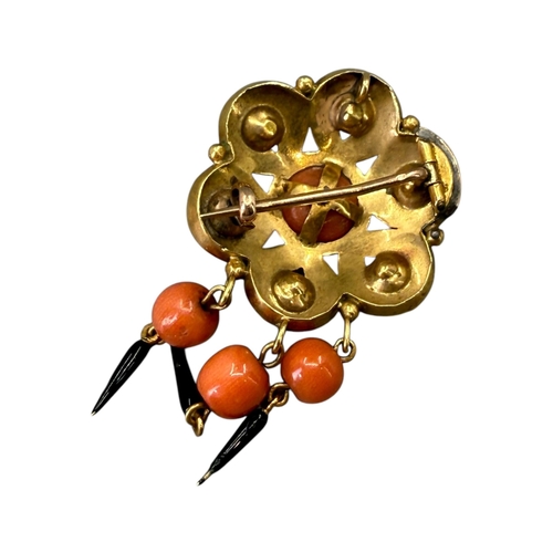 513 - A 19TH CENTURY VICTORIAN ETRUSCAN REVIVAL YELLOW METAL, CORAL, DIAMOND AND ENAMEL BROOCH (YELLOW MET... 