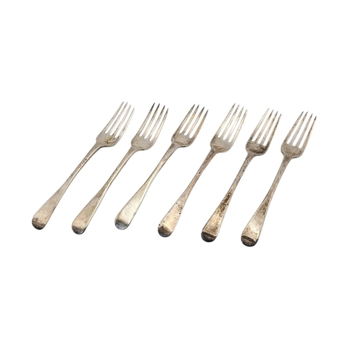 544 - WILLIAM CHAWNER II, A SET OF SIX 19TH CENTURY GEORGE IV SILVER DESSERT FORKS
Hallmarked London, 1829... 