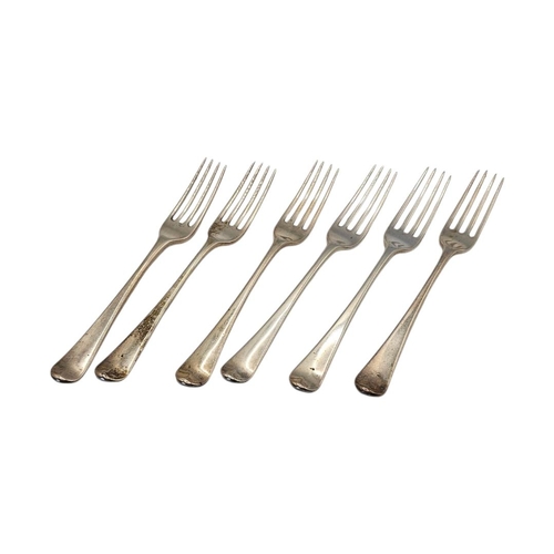 546 - GEORGE SMITH III AND WILLIAM FEARN, A SET OF SIX LATE 18TH CENTURY GEORGE III SILVER DESSERT SPOONS
... 