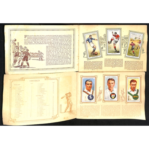 41 - Cigarette Cards. A large quantity in several albums and loose including Players, Wills, Churchmans, ... 