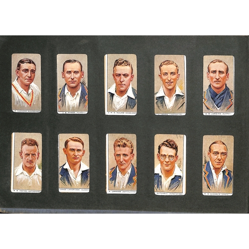 41 - Cigarette Cards. A large quantity in several albums and loose including Players, Wills, Churchmans, ... 