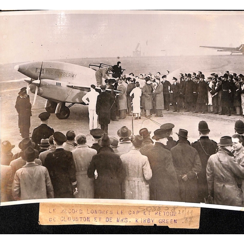 684 - c.1930-37 Original Press Photos of pioneer aviatrix, comprising Ruth Nichols (who made the first New... 