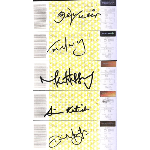 55 - Australia - Autographs. 1981-99 Autographs and signed covers (15, various special postmarks) with 19... 