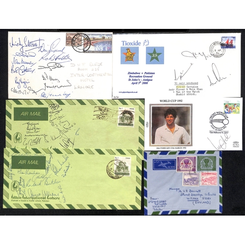 57 - Pakistan. 1952-2006 Ephemera, autographs and signed covers including 1952 covers posted at the Karac... 