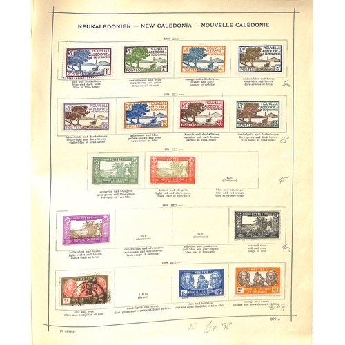 558 - New Caledonia. 1881-1948 Mint and used collection including mint 1932 Paris-Noumea flight pair (S.G.... 