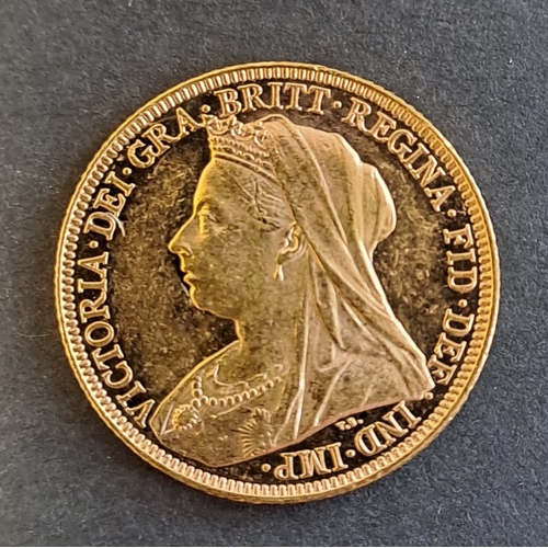 6 - Gold Sovereign. 2012 Diamond Jubilee, Benham 