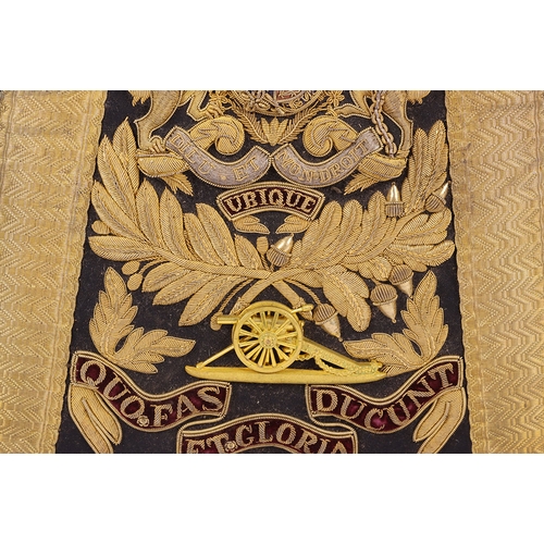 11A - Victorian Royal Horse Artillery Officers Sabretache in Named Tin with Accoutrements, fine example wi... 