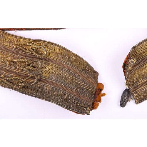 30 - Cavalry Officers Girdle Belt, Victorian leather backed girdle belt with regimental lace top, having ... 