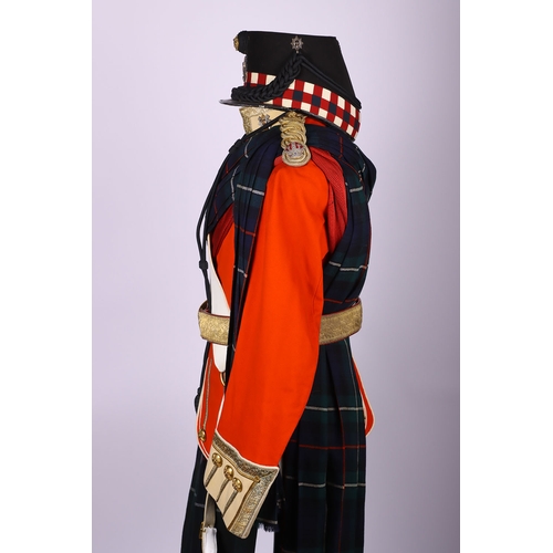 323 - Highland Light Infantry Full Dress Uniform of Major W M Hamilton, the set consists of his original f... 