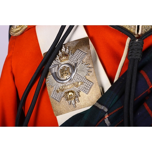 323 - Highland Light Infantry Full Dress Uniform of Major W M Hamilton, the set consists of his original f... 