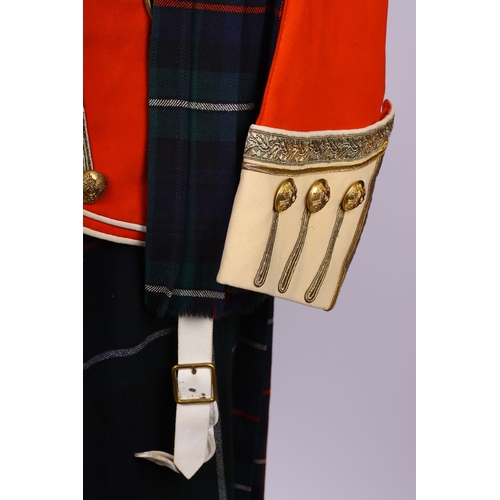 323 - Highland Light Infantry Full Dress Uniform of Major W M Hamilton, the set consists of his original f... 