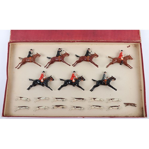 287 - Britains boxed set 235, Hunting Series ‘Full Cry’, 1950s, seven mounted Huntsmen and women on gallop... 