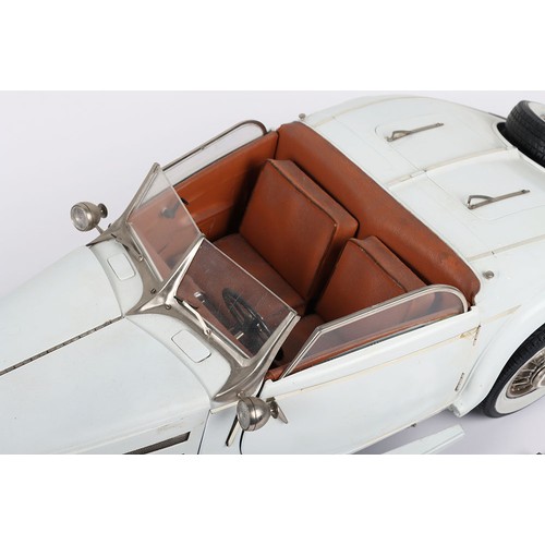 2011 Revell Germany Mercedes-Benz 540 K Cabriolet A 1:24 Scale Model Kit # 07001