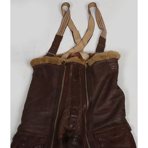 847 - WW2 RAF Irvin Suit Trousers, 1940 dated. A very nice pair of the RAF's Irvin flying trousers. leathe... 