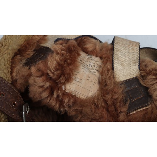 847 - WW2 RAF Irvin Suit Trousers, 1940 dated. A very nice pair of the RAF's Irvin flying trousers. leathe... 