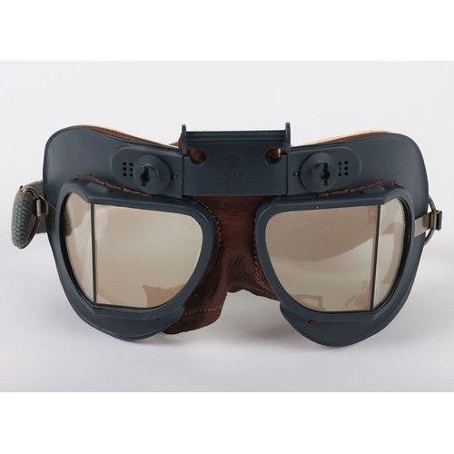 856 - WW2 RAF Mk.VII Flying Goggles. A very good pair of original RAF Mk.VII flying goggles. Good frames w... 