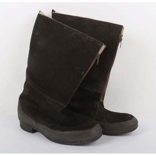 858 - WW2 RAF 41 Pattern Flying Boots. A very nice pair of RAF 41 pattern flying boots in an above average... 