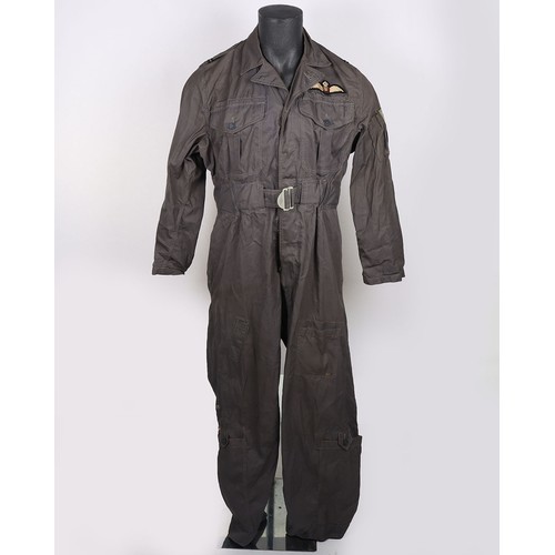 869 - RAF Lightwieght 1951 Pattern Flying Suit. A veru nice example of the 1951 pattern flying suit comple... 