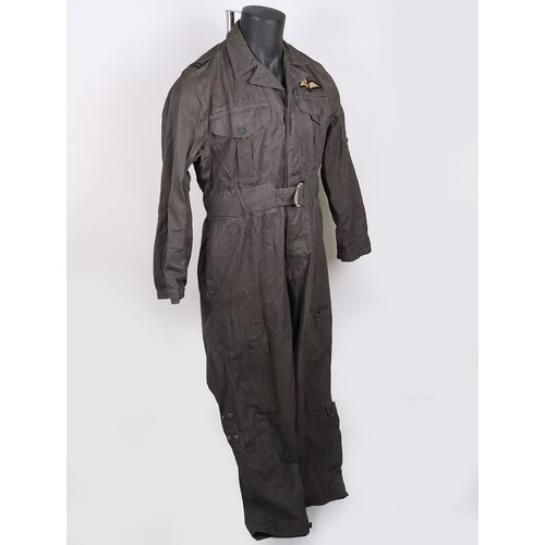 869 - RAF Lightwieght 1951 Pattern Flying Suit. A veru nice example of the 1951 pattern flying suit comple... 