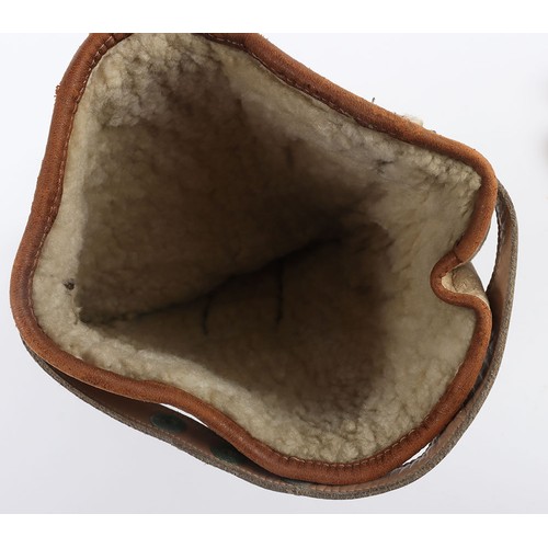 875 - WW2 RAF Chemically Heated Flying Gloves. A good pair of original, rare, chemically heated flying glo... 