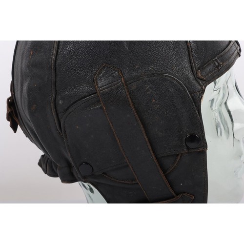 880 - WW2 RAF 'Lewis Leathers' Flying Helmet, 'AM' and 1940 stamped. A good unusual example of a Lewis lea... 