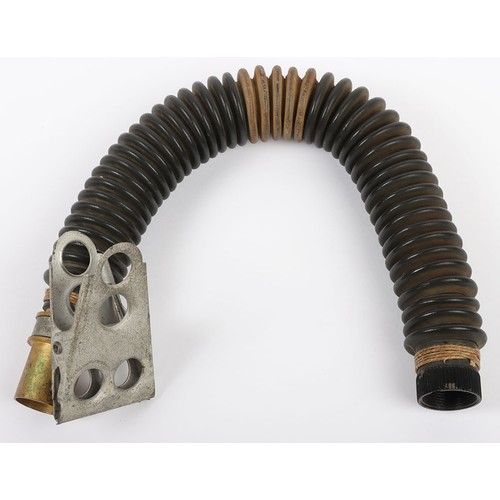 884 - WW2 RAF E/G Type Oxygen Mask Hose with Clip. A fair example of an original Oxygen hose as used by th... 
