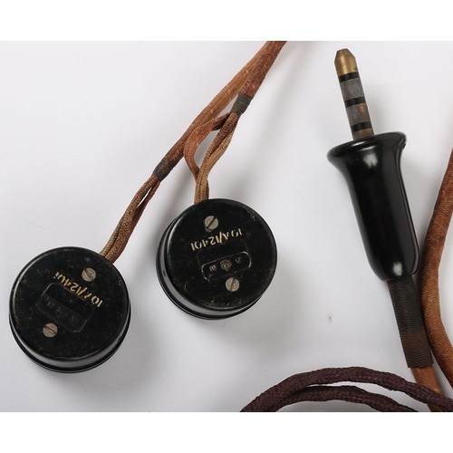 891 - WW2 RAF External Type Wiring Loom & Recievers. A good set of early 'AM' marked receivers with th... 