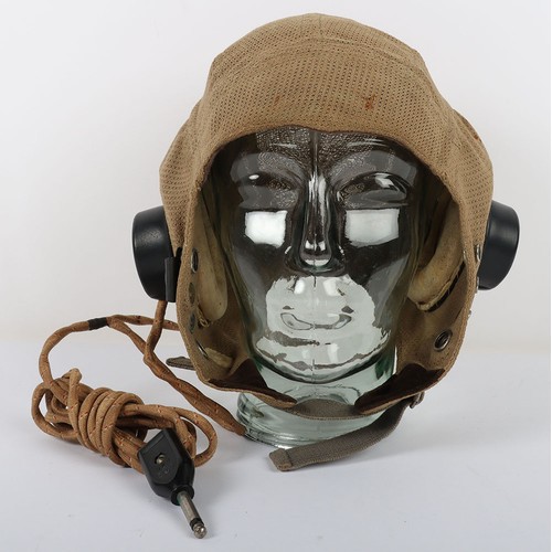 892 - WW2 RAF E Type Flying Helmet, 2nd Pattern. A nice example of the E type flying helmet made for hot c... 