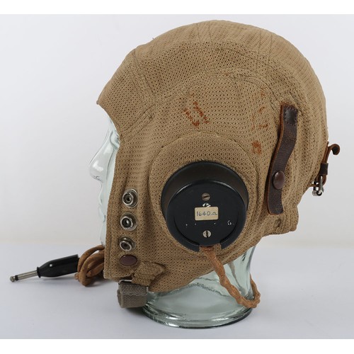 892 - WW2 RAF E Type Flying Helmet, 2nd Pattern. A nice example of the E type flying helmet made for hot c... 