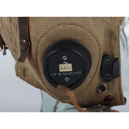 892 - WW2 RAF E Type Flying Helmet, 2nd Pattern. A nice example of the E type flying helmet made for hot c... 