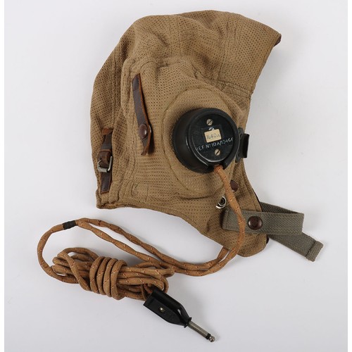 892 - WW2 RAF E Type Flying Helmet, 2nd Pattern. A nice example of the E type flying helmet made for hot c... 