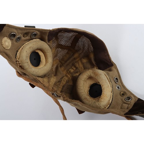 892 - WW2 RAF E Type Flying Helmet, 2nd Pattern. A nice example of the E type flying helmet made for hot c... 