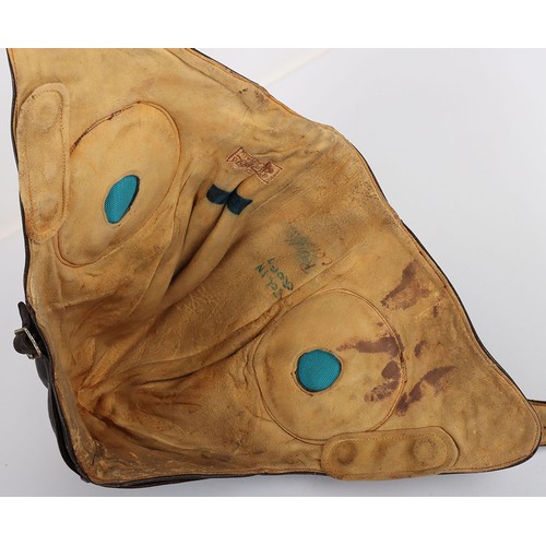 895 - WW2 RAAF B Type Flying Helmets, Four Examples. A selection of four original WW2 Royal Australian Air... 