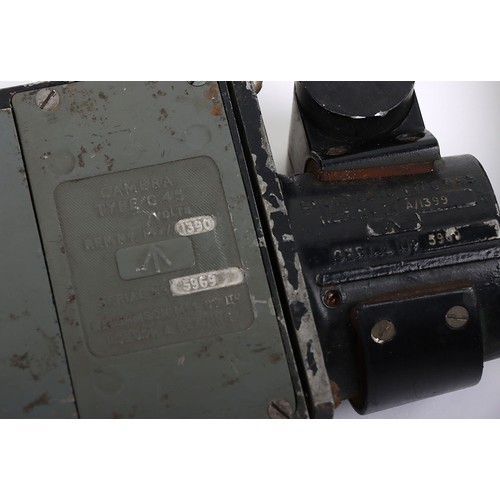 906 - RAF Type G-45 Aircraft Camera Gun, with much of the original finish remaining to the body. Short len... 