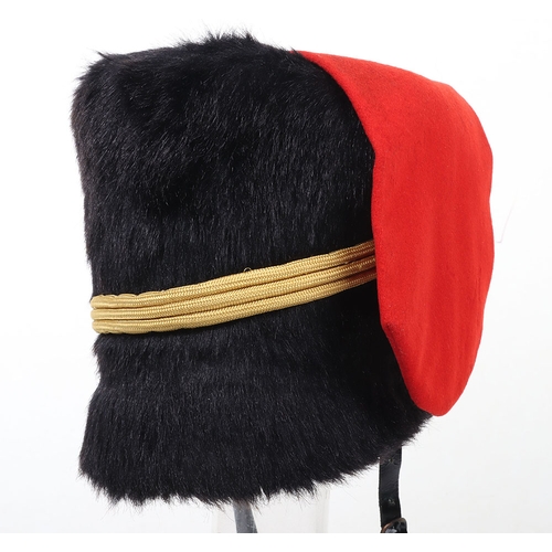 17 - Royal Horse Artillery troopers black fur busby with scarlet bag, leather chin strap. In sound condit... 