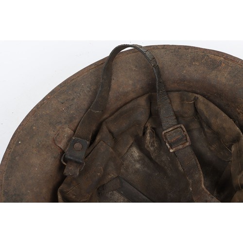 44 - WW1 British Steel Helmet of the Black Watch (Royal Highlanders), interesting example of a 2nd model ... 