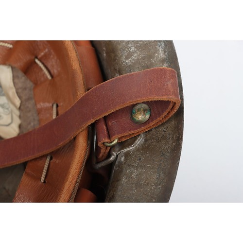 45 - WW1 British Steel Combat Helmet with Private Purchase Officers Liner System, good example of a Briti... 