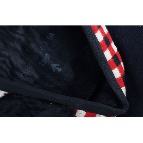 28 - Scottish Military Issue Tam O'Shanter Headdress, dark blue wool headdress with diced band, cloth ros... 