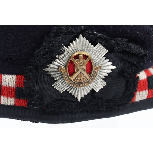 29 - Scottish Royal Scots Other Ranks Tam O'Shanter, blue wool headdress with diced headband, other ranks... 