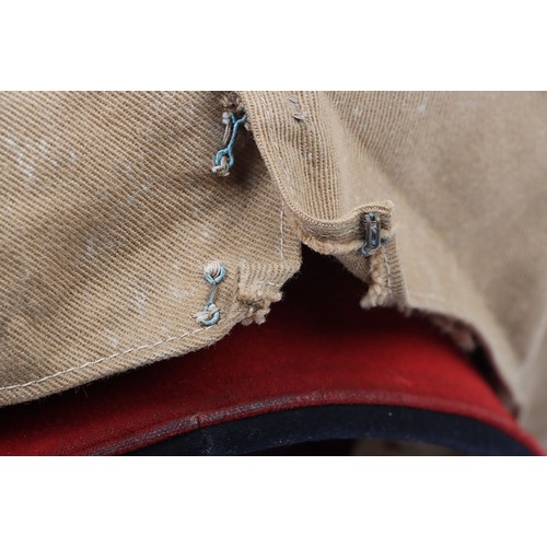 59 - A Staff Officers Forage Cap post 1903. In navy blue cloth with a scarlet welt, gold bullion Royal Cr... 