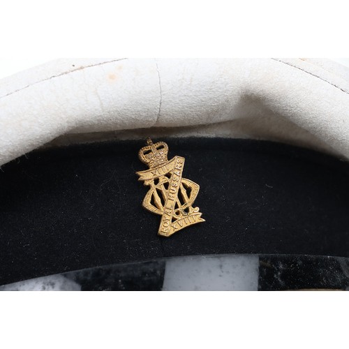 66 - 13th/18th Hussars Officers Dress Peaked Cap. A post war EIIR 13th/18th Hussars officers peaked cap. ... 