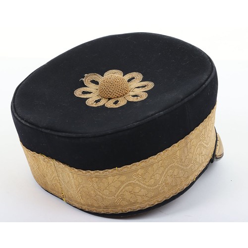 8 - Victorian General Officers Peaked Forage Cap, blue cloth bodied cap with gilt braid lace central ban... 