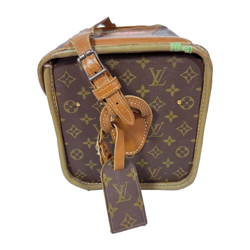 112 - Louis Vuitton Vintage Train Case Monogram Canvas Carry On Vanity Bag Luggage