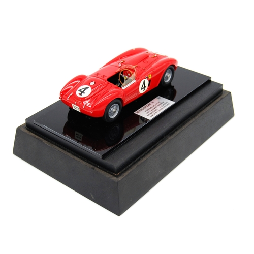 85 - A Fine 1:24 Scale Historic Replicars Model of a Ferrari 375 PlusA fine 1:24 scale Historic Replicars... 