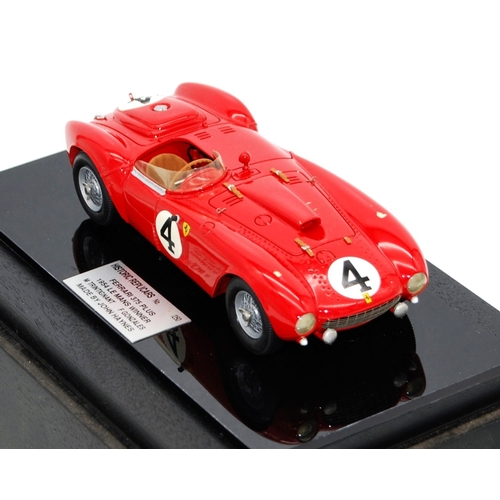 85 - A Fine 1:24 Scale Historic Replicars Model of a Ferrari 375 PlusA fine 1:24 scale Historic Replicars... 
